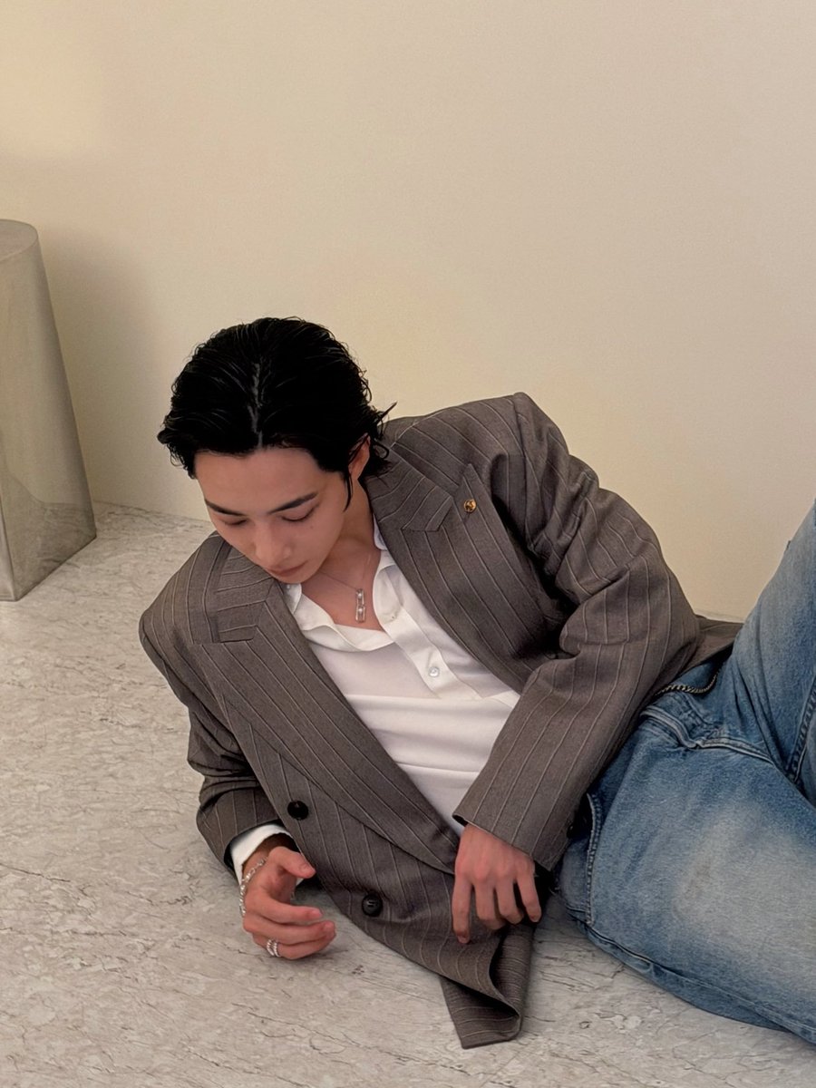 min9yeu's tweet photo. ANG POGI, MINE https://t.co/lIazrgKJlx