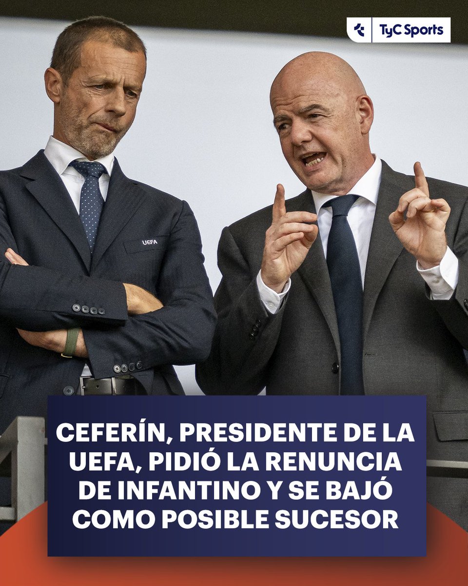 TyCSports's tweet photo. ⚠️ Aleksander Ceferin metió más leña al fuego en la crisis de la FIFA. El presidente de la UEFA descartó presentarse como candidato para suceder a Gianni Infantino en las elecciones de marzo, pero no bajó el tono en sus críticas al dirigente suizo: le pidió la renuncia y aseguró que ya no cuenta con el apoyo de la comunidad futbolística. "No se trata solo del apoyo político de quienes votan, sino del apoyo de los aficionados, los jugadores, los exjugadores y los entrenadores", dijo en una entrevista con el podcast The Rest is Politics.