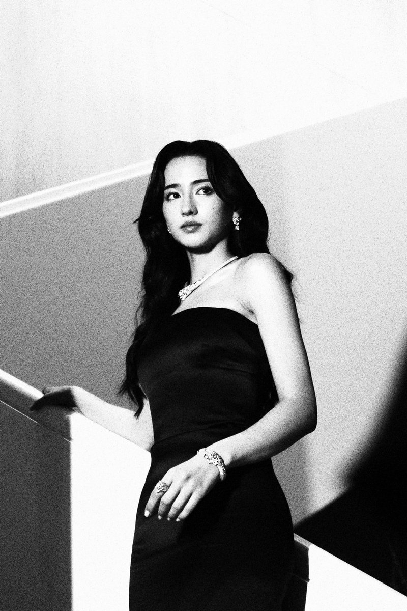 liwanda_archive's tweet photo. Li Wanda Weibo update:
🖤🦢
#WandaRadio
#LiWanda #VandaMargraf #李宛妲 https://t.co/uftHJ7PJJY