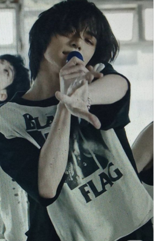 ashstilldreamin's tweet photo. Gyu with his Black Flag Shirts against the world... https://t.co/uq7KW42NVo