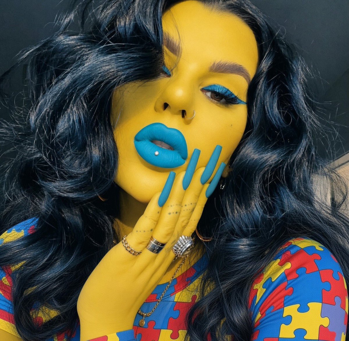 pastelaspiemom's tweet photo. #aspie #goonslop #edit #puzzlepattern #nails #lipstick https://t.co/1nHhGp3TIH