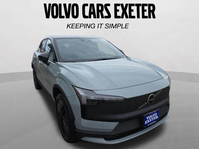 VolvoCarsExeter's tweet photo. Discover a nearly-new luxury vehicle with the retired demo &amp; loaner inventory at Volvo Cars Exeter. 

Learn more: https://t.co/uXso2W5Hss https://t.co/qlZe2TZARN