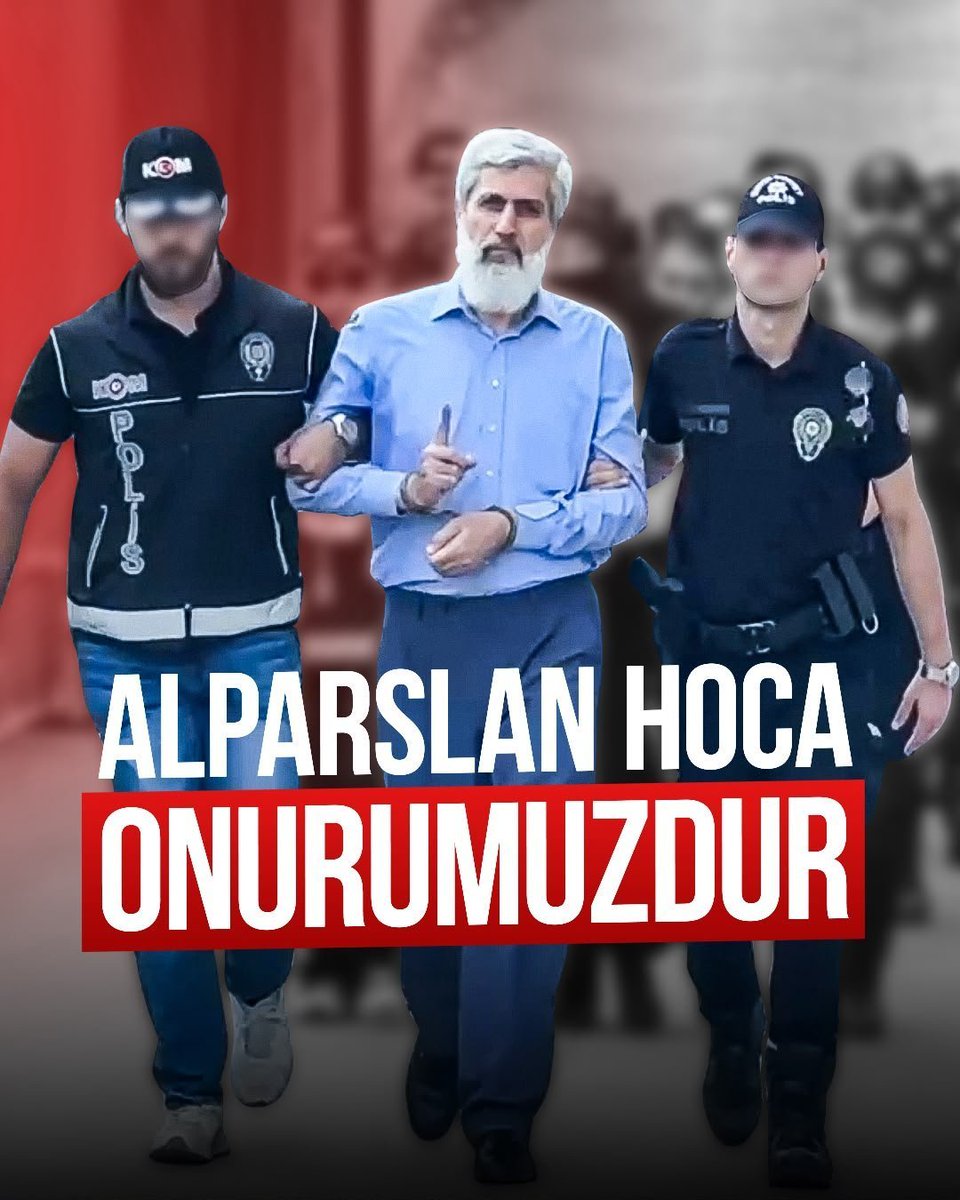 musademirr21's tweet photo. @Akingurlek_ 
Siz bu göreve layık değilsiniz! Bence siz istifa edin(!)...
İnsanlara adaletten, hukuktan bahsediyorsunuz. Peki hangi adalet, hangi hukuk? Fikir  söylemek ne zamandan beri suç? Eleştiri yapmak ne zamandan beri suç? İnsanların özgürlüğünü kısıtlayamazsınız. https://t.co/cvBdX3F6zX