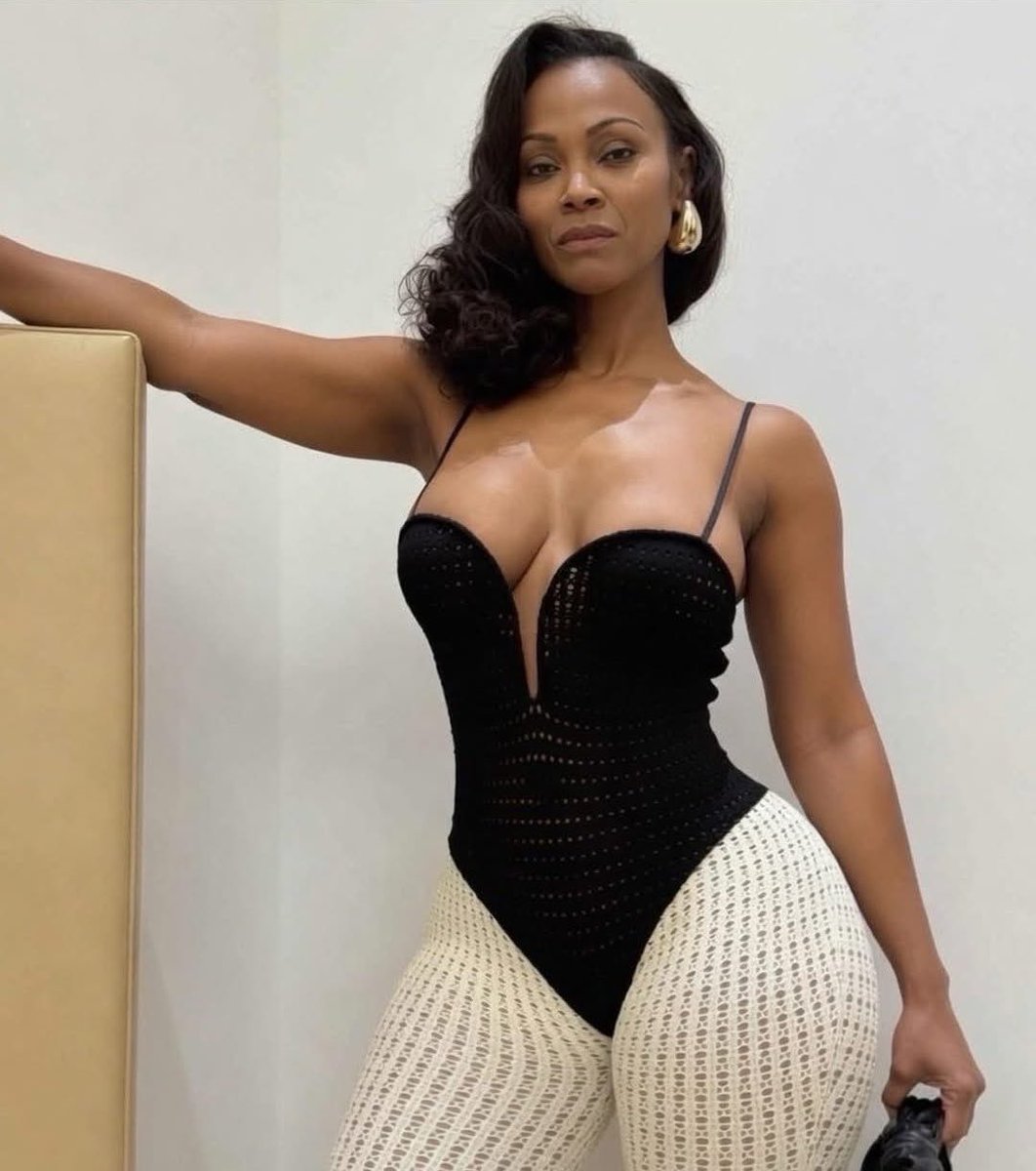 Ebonys_R_Us's tweet photo. Zoe Saldaña Always Been Fine 😍

#Lioness #BlackGirlMagic #AfroLatina #BlackWomen #BlackExcellence https://t.co/OGeF6uOIyj
