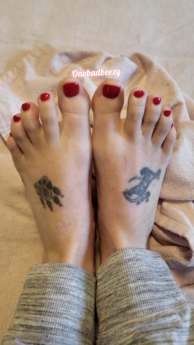 OneBadBeezy22's tweet photo. @FeetMemez @XxxKikiFeet Thank you for showing us some love! https://t.co/gAPXGWlkqo
