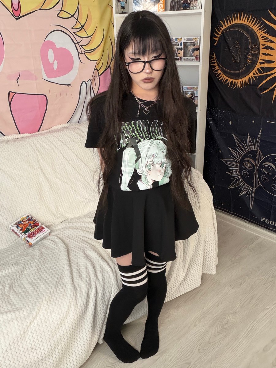 amatekira's tweet photo. 👩🏻 Me: gets cute outfit, does full makeup, takes photos
😁 Also me: sits alone watching anime for 4 hours

Who else is out here treating themselves like the main character? https://t.co/67mmaEmfNq