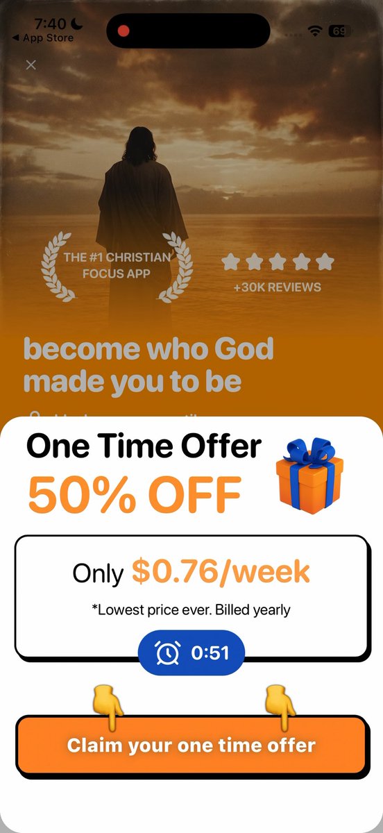 daaaaanc's tweet photo. This app does $100k/month and every screen of its onboarding breaks a different Apple rule.

I went through the Prayer Lock onboarding and I get why one article called it a masterclass.

It asked me to rate the app TWICE before I’d done anything.

The paywall says FREE in giant letters with “no payment now”. The $39.99/yr you’re actually signing up for is the smallest text on the screen.

I declined and got an exit offer: $0.76/week, the real charge is nowhere on that screen.

And there’s a discount countdown sitting in my dynamic island and on my lock screen as I write this 😭

Every one of these converts, that's exactly the problem. The devs following the rules are the ones losing.