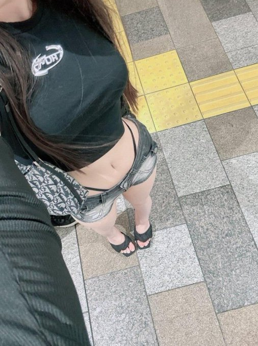 JAlasild's tweet photo. ♡した男おおおぉぉぉ！！！！
今から無許可でdmいくよ笑 https://t.co/3lHDRE9VcF