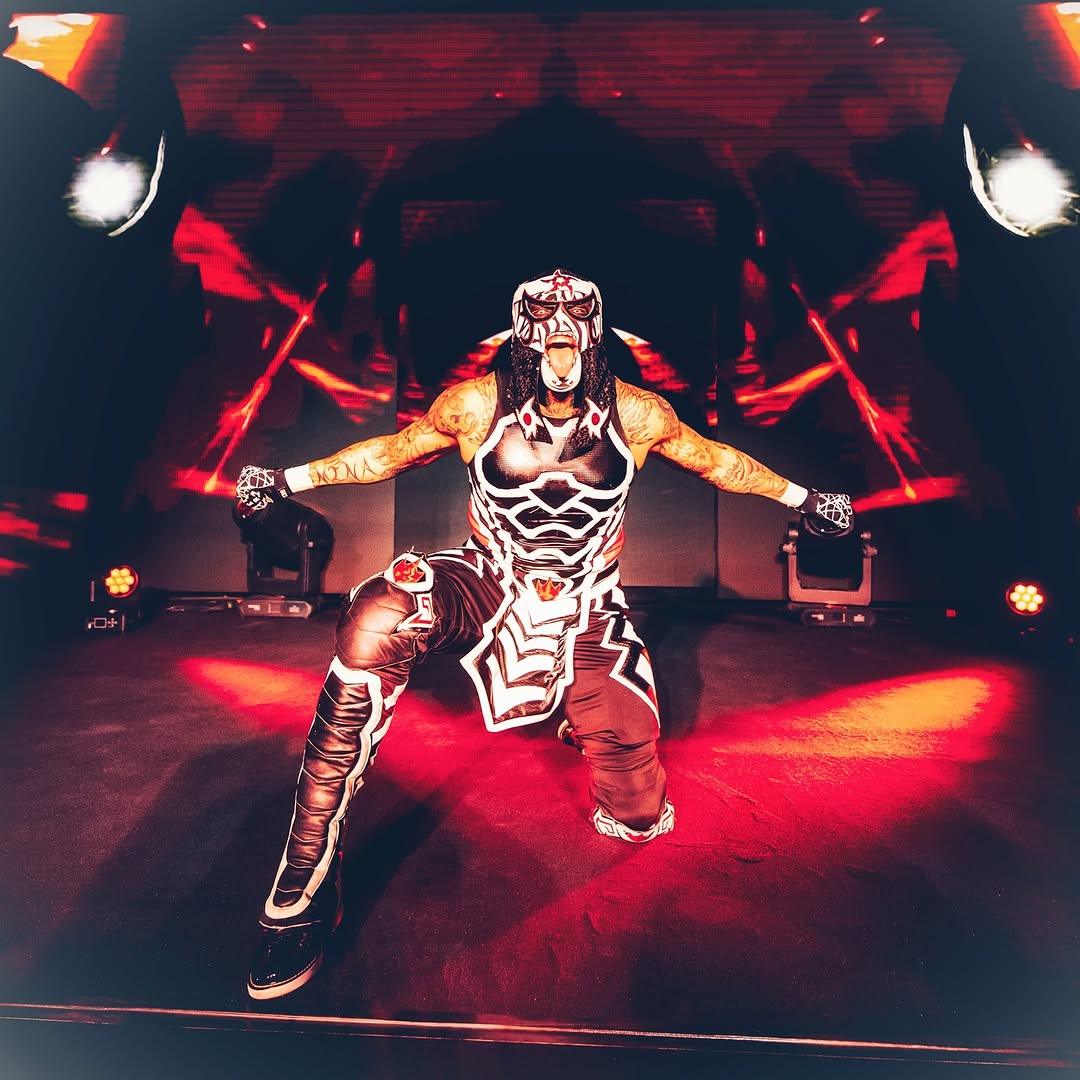 JmgMarcelus's tweet photo. THIS is the New Penta Era. 🔥
YOU are the New Penta Era. ❤️
From 🇲🇽 to EVERY corner of 🌏
🤘🏻🤘🏻 https://t.co/wXpy6DSfpC