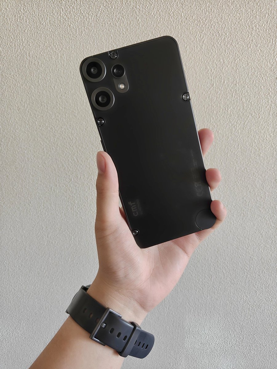 IIgadge's tweet photo. CMF Phone 1に続き、CMF 2機種目をゲット😎
新品未開封品だったから、開けるときのワクワクは普段通り。ほぼ3万円で買えたので、いい買い物でした。
#はぁまた買っちゃった #CMF https://t.co/9S2jRBGRMn
