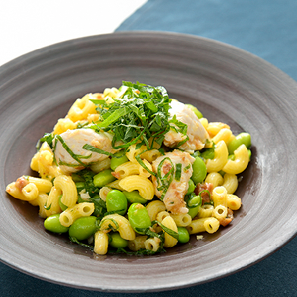 fan_pasta's tweet photo. 🍝【パスタ協会おすすめレシピ】
🌿ささみと梅干し、枝豆のサラダパスタ

暑さで食欲が落ちがちな季節にさっぱり食べられる一皿✨

梅干し、青じそ、しょうがの爽やかな風味に、やわらか
な鶏ささみと枝豆がよく合います😊
この季節にぜひお試しください🍃

↓レシピはこちら
https://t.co/HjEsjBCoMm https://t.co/wgfSMmGitO
