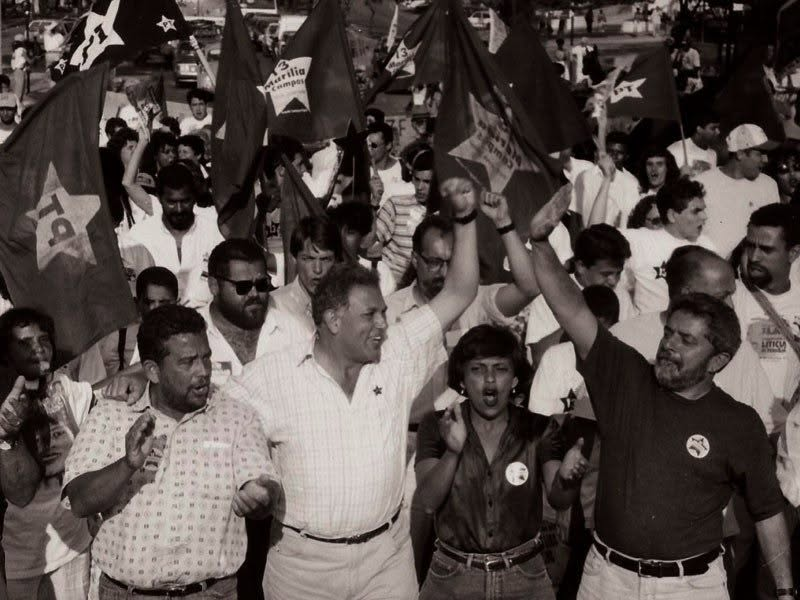 mariliacamposmg's tweet photo. Lula e Marília Campos têm uma história. Eles superaram desafios, fizeram história e governaram juntos. Agora, em 2026, a caminhada continua para manter viva essa liderança que transforma vidas.

🌟🔺 Marília Campos é 131. Vamos juntos construir o Senado mais próximo do povo. https://t.co/dEfiwRvRIO