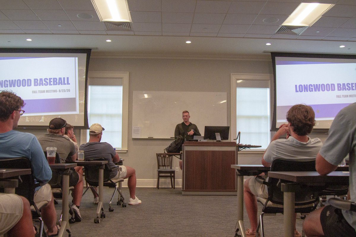 LongwoodBase's tweet photo. Classes are back and so are we. โพ๏ธ๐#Year50
#BeYou || #AKTIF https://t.co/y4rg6nLybK