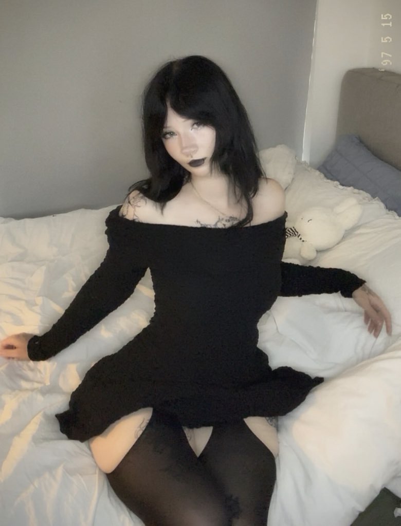 Gothictdoe's tweet photo. 🖤🦇🕸️

#fornite #goth #fyp https://t.co/SDbMTbuqU8
