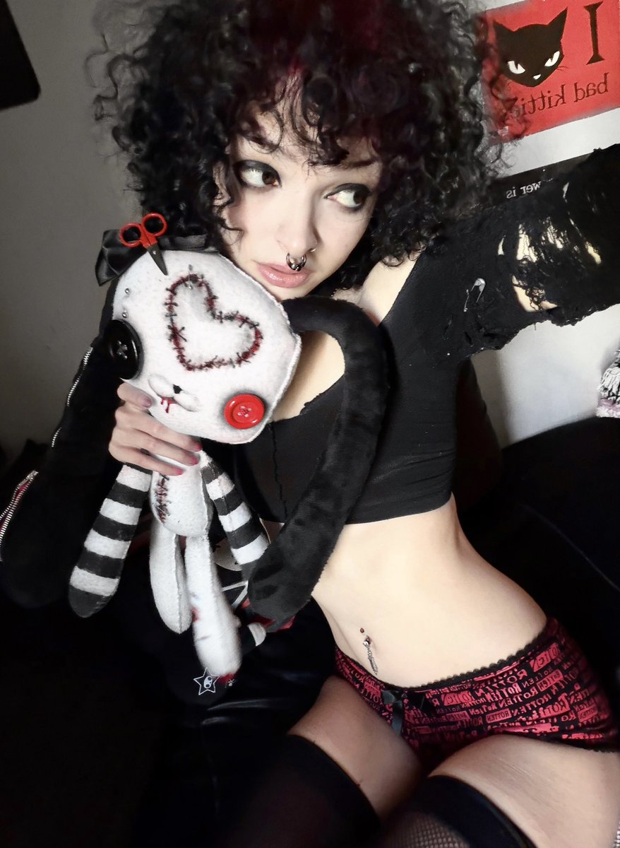 rubbrdolly's tweet photo. lalala lala ✃���༝꒷꒦ https://t.co/iUPyOSxOd8
