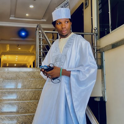 BagegaSadiq's tweet photo. #NewProfilePic https://t.co/ZM1Yq2ThJa