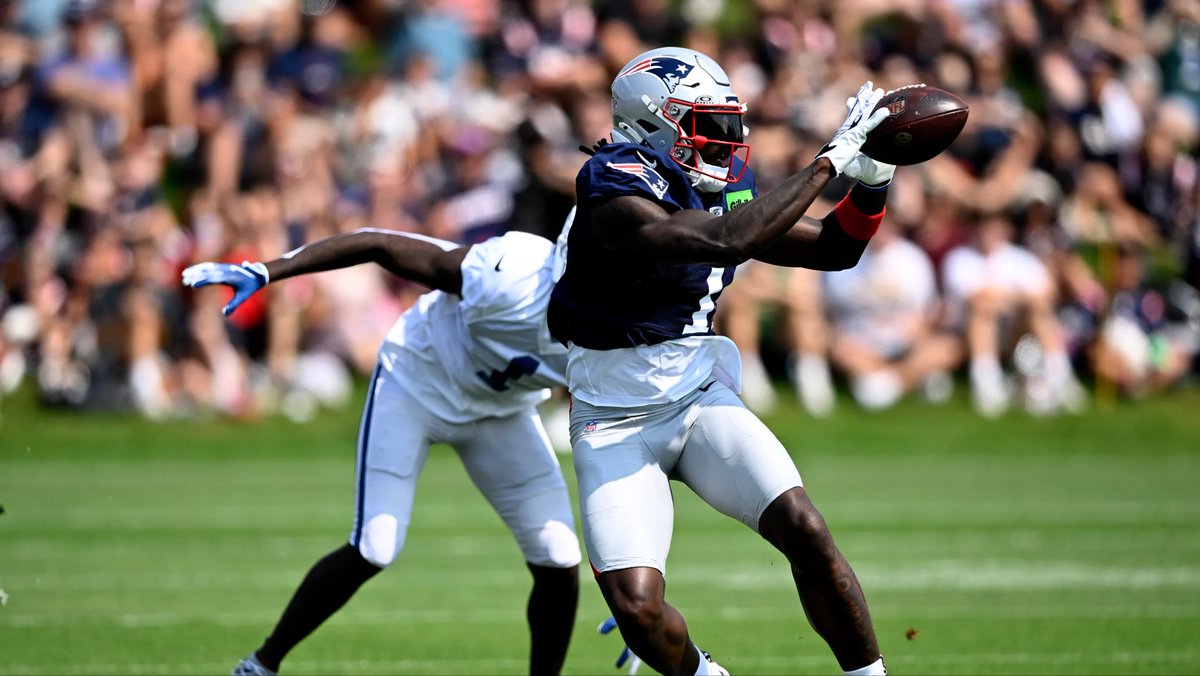 GuruFantasyWrld's tweet photo. The real winner of the Kayshon Boutte trade?

AJ Brown.

30% target-share loading in 3… 2… 1… https://t.co/1KeU1ffajv