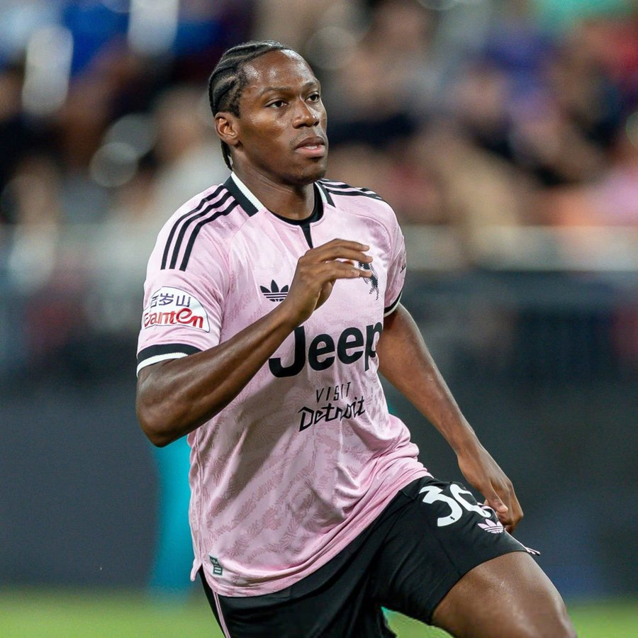 dyesbro's tweet photo. Serie A │Jonathan David attire l'attention de Crystal Palace et Aston Villa. Il a encore la possibilité de quitter la Juventus avant la fermeture du mercato : il n'est pas inclus dans les projets de Luciano Spalletti. https://t.co/hUTxdsVKHd