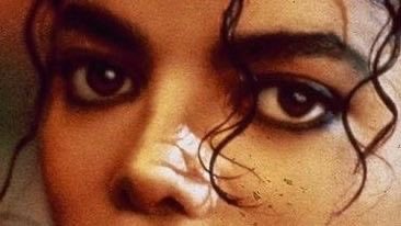tellemthatits's tweet photo. pretty brown eyes https://t.co/wyXIm8J7a0