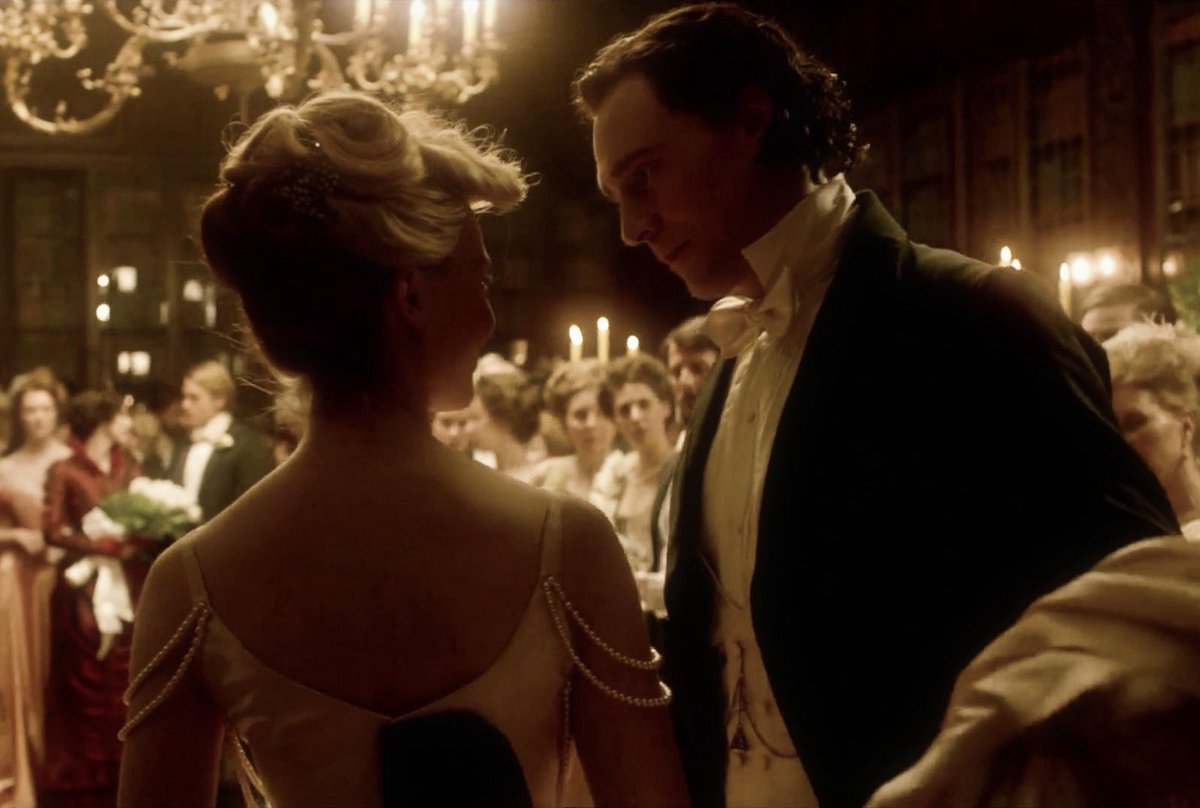 pridenprcjudice's tweet photo. crimson peak (2015) https://t.co/xL3G0J4X6Z