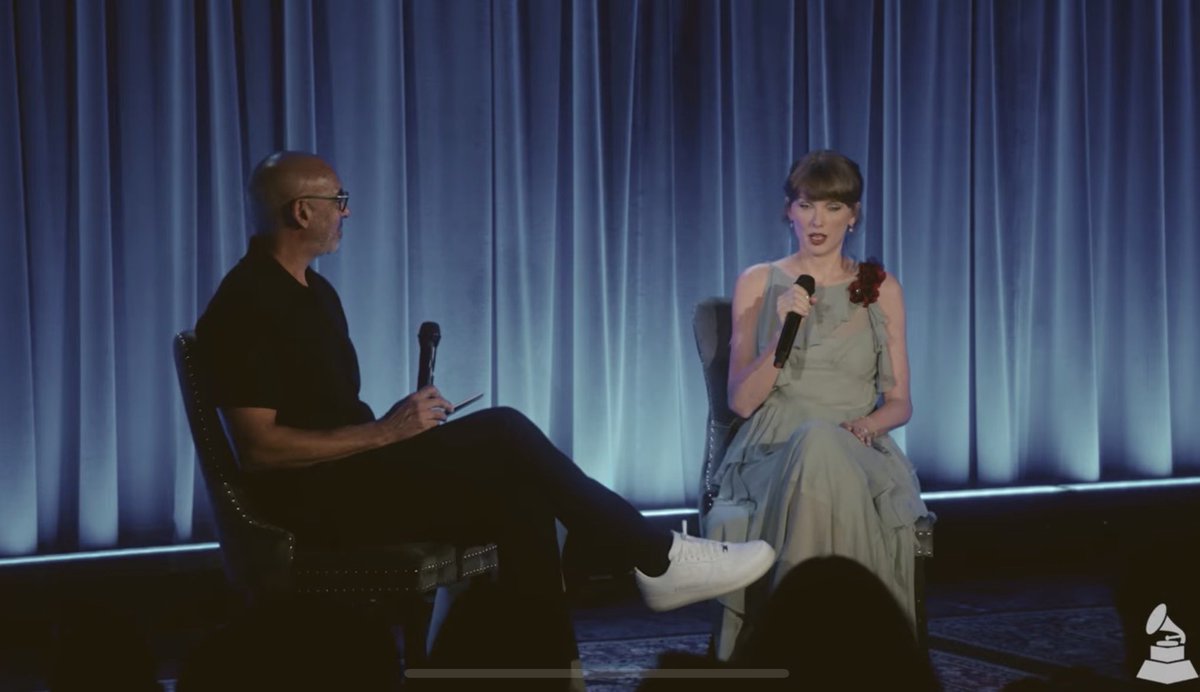 taylorswiftbr's tweet photo. 🚨 MEU DEUS! 

O The Icon Sessions do Grammy Museum com Taylor Swift foi lançado no YouTube. https://t.co/3Y5dopGsox