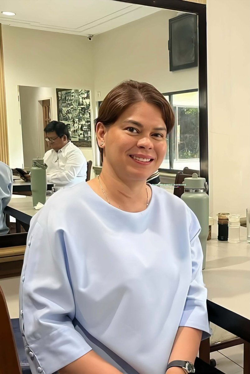 fierceLady08's tweet photo. Leading with grace and a warm smile.
Grateful for leaders who remain grounded and connected with the people.

Have a blessed and productive week ahead, everyone. 💚 https://t.co/BDa9SvIhhB