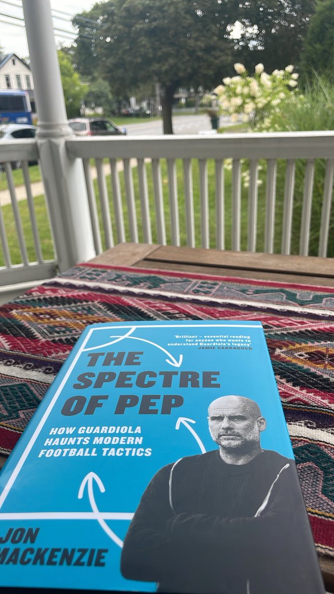 plznojargon's tweet photo. Now reading… 

@Jon_Mackenzie it made it to New York https://t.co/wWDTBd8Jhy