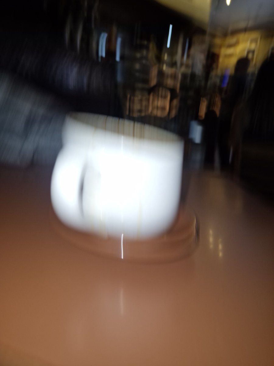 wseemye's tweet photo. some okayish "chai tea latte" in downtown buffalo today 🦬☕️

second pic: I forgot to turn off flash and the guy on the other end yelled for a second, like sorry bro but chill out 😭 https://t.co/HumqtwUUwN