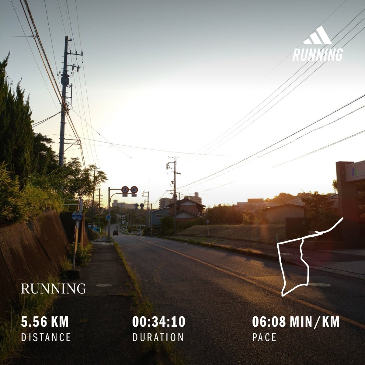 tsukimaron's tweet photo. 通勤前の朝ラン🏃
SL2の紐を変えてみた。これで解けにくくなるか少し様子見かなー。
今週50kmくらいで今月200kmいきそうだけど少し厳しいか。。
#朝ラン #ランニング #running https://t.co/MIa5bnqBK0