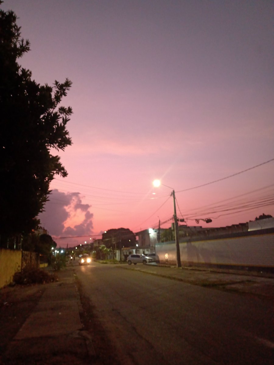 rieper37959's tweet photo. @anna_dtt Boa noite https://t.co/uCOqu7d3GN