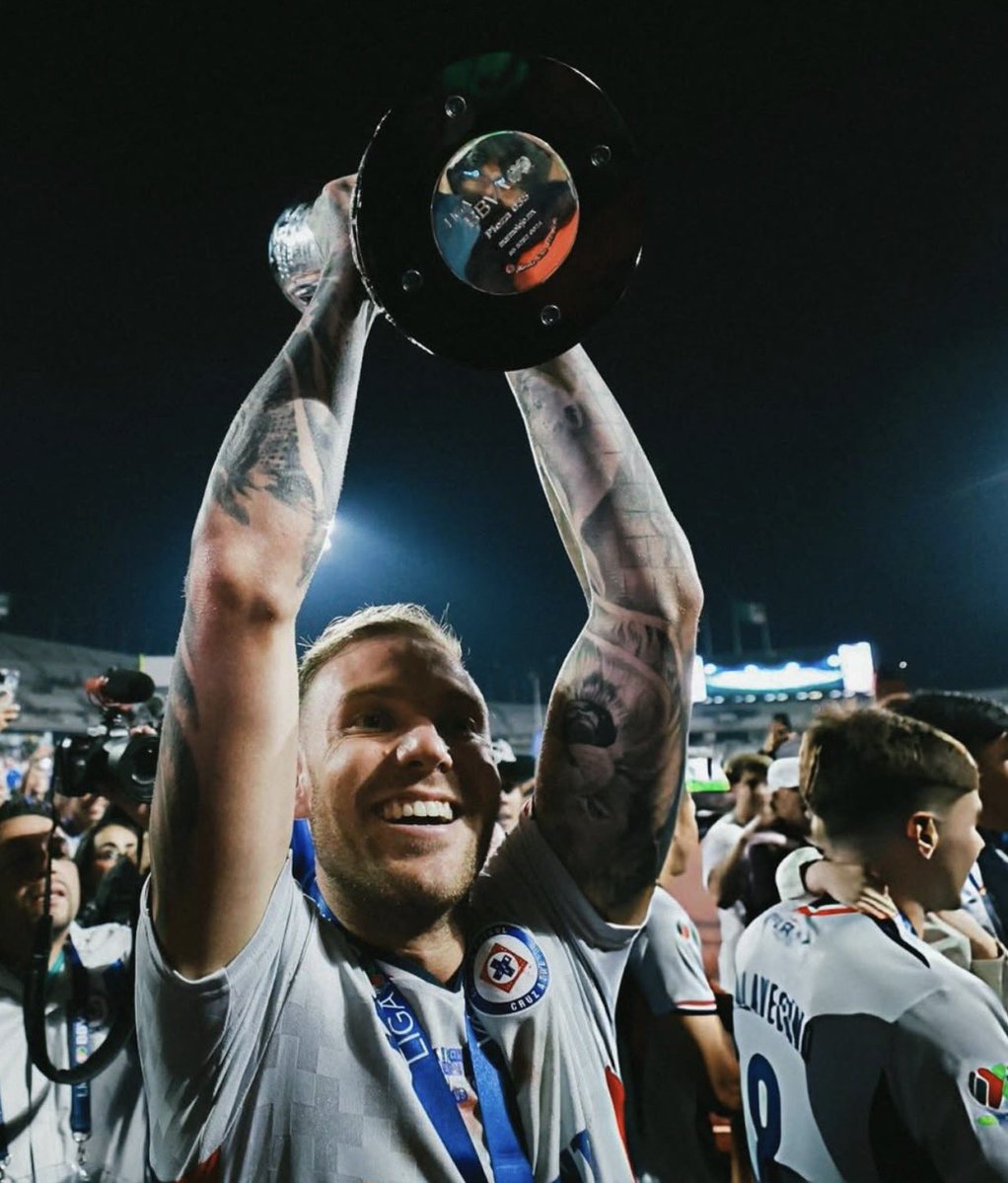 A_EsparzaOteo's tweet photo. CRUZ AZUL EN 2026: 

CON ROTONDI TITULAR: 76 % de efectividad ✅

- 26 juegos invicto con él de arranque⚠️

SIN ROTONDI DE TITULAR: 24 % de efectividad ❌ https://t.co/4sQZDVcsH9