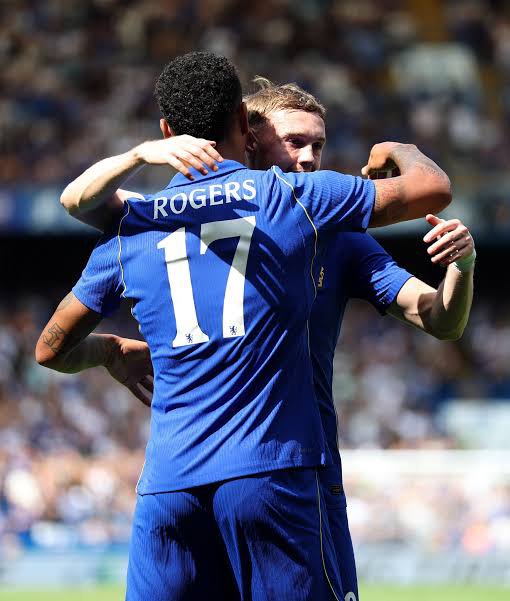 royal_vibesPR's tweet photo. ⚽️🅰️ João Pedro
⚽️🅰️ Cole Palmer
⚽️ Morgan Rogers
Chelsea's front three are looking dangerous. 😤
#CFC | #Chelsea | #FULCHE https://t.co/qEPPgJlMqX