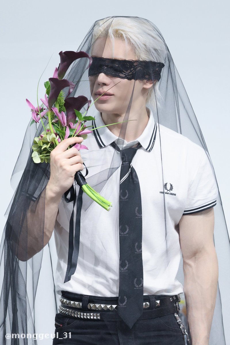 monggeul_31's tweet photo. 260823 #원호 #WONHO #CORE 

💐 https://t.co/TFP5zDJbF0