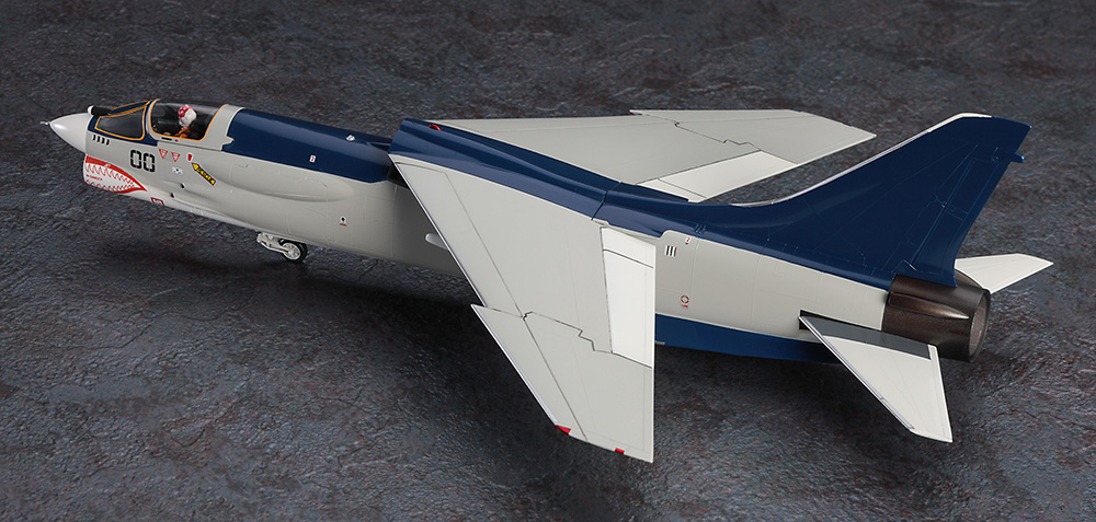 hasegawa_sales's tweet photo. 【10月新製品情報】

64821 1/72　「エリア88」 F-8E クルーセイダー “風間 真” 
新谷かおる先生の漫画「エリア88」より風間 真が搭乗するF-8Eを1/72スケールでキット化！

特製アクスタ付属!  
2026年10月28日頃発売 ！ 
ご予約宜しくお願い致します。
https://t.co/Eke7Fajg9M
 #ハセガワ #新製品 https://t.co/0sSNzKxopf