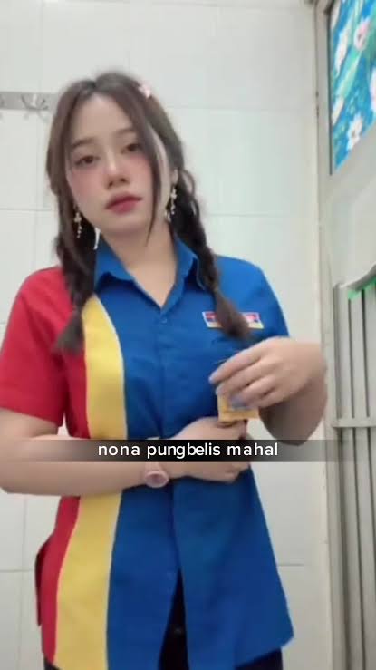 LiLJayJohnson30's tweet photo. Siapa Lylia Kasir Indomaret yang Viral? Video 7 Menit, Coolmax dan Colmex Terungkap

https://t.co/jmYONpW5PS

📁viral kasir indomaret (New)
📁kasir indomaret viral 7 menit part2
📁lylia kasir indomaret viral

#kasirindomaret
#kasirindomaretviralvideo
#videokasirindomaret https://t.co/euNlH537zA
