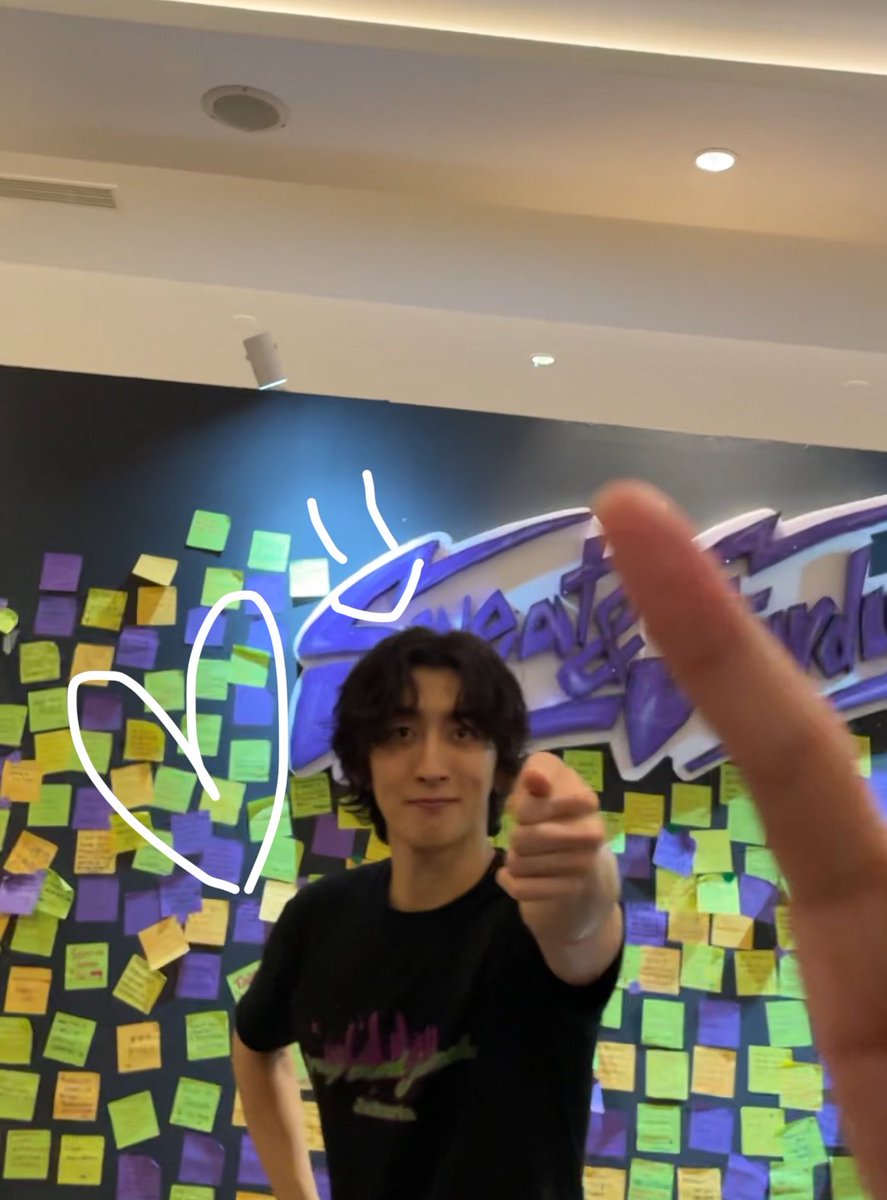 ainomubi's tweet photo. gua kalau jd han jimin tiap hari minta junghoon nyanyiin she setiap mau bobo https://t.co/cgCzxDwskz