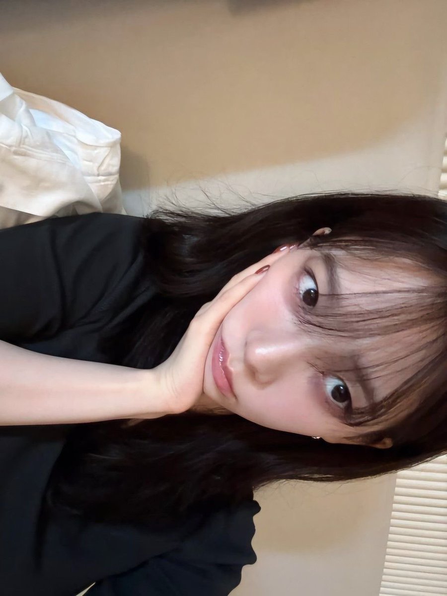 erjdoc's tweet photo. #Karina :3 https://t.co/hQfJrLdRK9