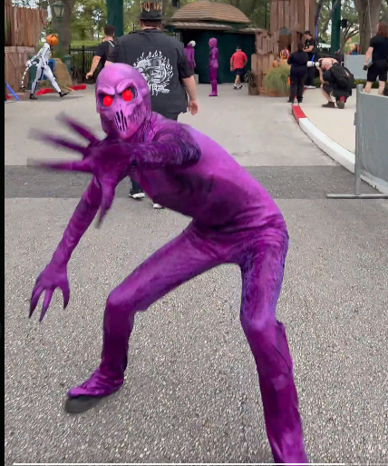 LootTrackerFN's tweet photo. THERE'S EVEN MORE NEW FORTNITEMARES SKINS👀‼️

#Fortnite https://t.co/GKHCNsm31p