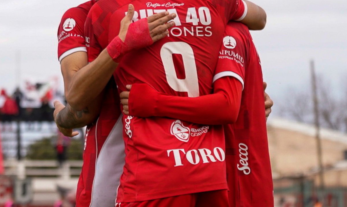 MarkitosBarrera's tweet photo. #PrimeraNacional | Se ultiman detalles para que Brian Orosco sea jugador del #DeportivoMaipu, es por la lesión de Gastón Mansilla. Pero, no será el único, están negociando con un "9" (o dos) y se puede dar esta semana (por la salida de Eggel a Chile). #MercadoDePases https://t.co/rWWLmAOr5p