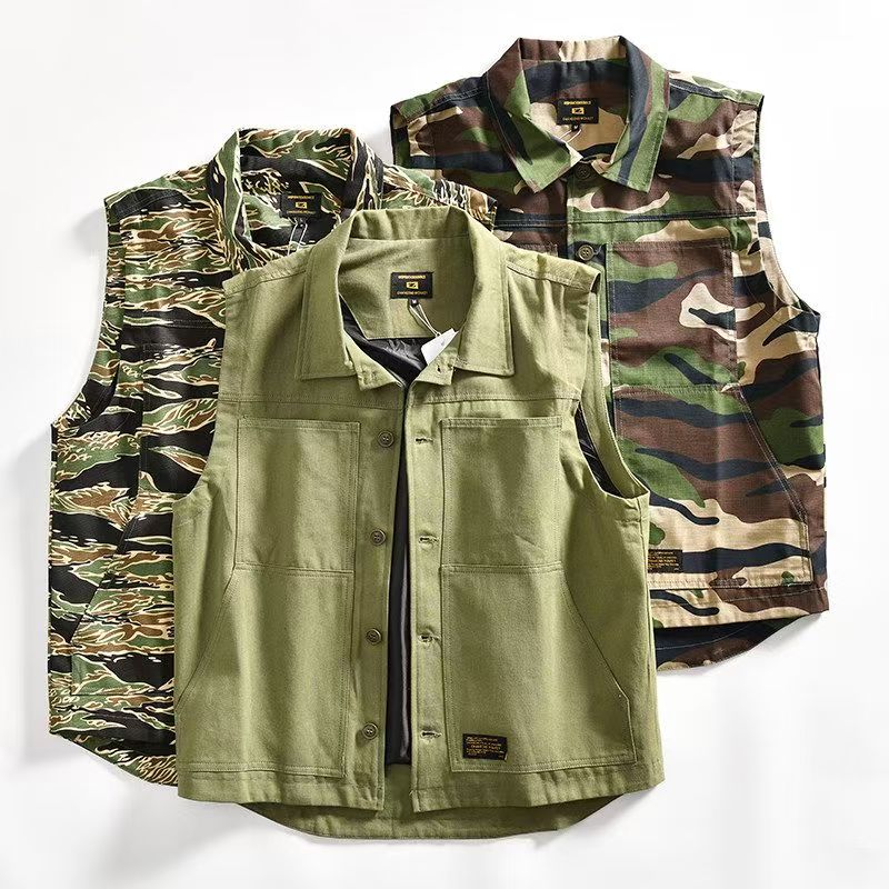 Chinasallchen's tweet photo. Men’s Casual Vest Sleeveless Cargo Jacket Multi‑Pocket Lapel Denim Waistcoat #Vest  #shoes #wholesale #camo #combat boots #shoes #boots #Footwear factory #shoes manufacturer #Tactical #Outdoor Supplies  Pls Add Whatsapp 86 13182921090 https://t.co/2GOeNK6JF9