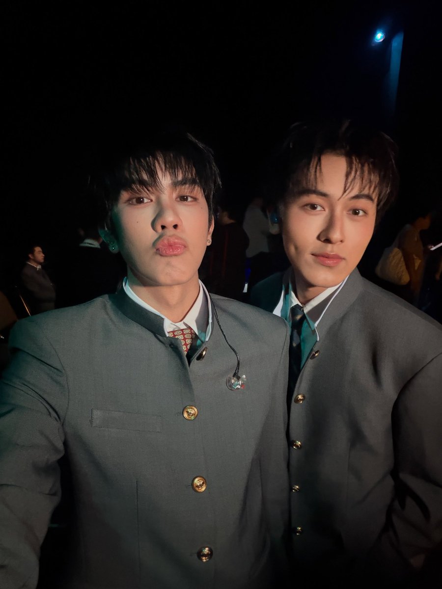 bokbaekb's tweet photo. กักคุรันตลอดไป🩷💚🤟🏻
#กรกุน #กรกุนมันมีอยู่จริง #gornkun https://t.co/grkcPuFgm4