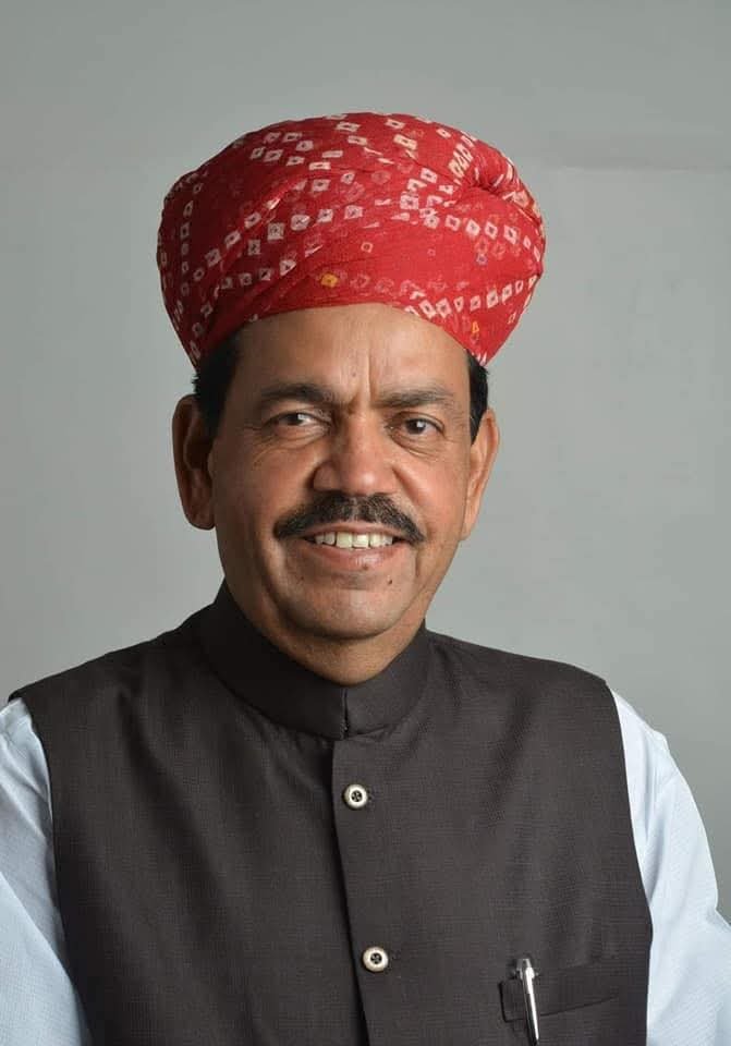 AbhimanyuP00NIA's tweet photo. राजस्थान सरकार में पूर्व मंत्री रहे, वरिष्ठ कांग्रेस नेता श्री राजेंद्र चौधरी जी को जन्मदिवस की हार्दिक बधाई व शुभकामनाएँ। मैं ईश्वर से आपके उत्तम स्वास्थ्य व सुदीर्घ जीवन की प्रार्थना करता हूं। @Rajendrainc https://t.co/oVLfnzTf6d