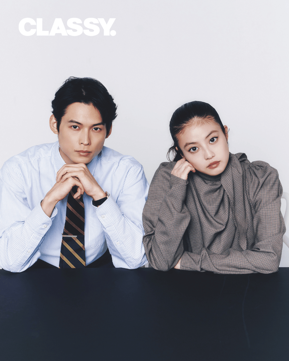 FanJArchiveInfo's tweet photo. ＼先行カット解禁📸✨／

松村北斗 × 今田美桜

CLASSY.10月号に
#SixTONES #松村北斗 さん＆ #今田美桜 さんが登場！

映画『白鳥とコウモリ』で共演する2人が
“戦友”をテーマにスペシャル対談🎤

松村さんの秋のトラッドスタイルも先行公開🍂

▼今すぐ予約
https://t.co/S1dazXBueH

#PR #SixTONES #松村北斗 #今田美桜 #CLASSY10月号