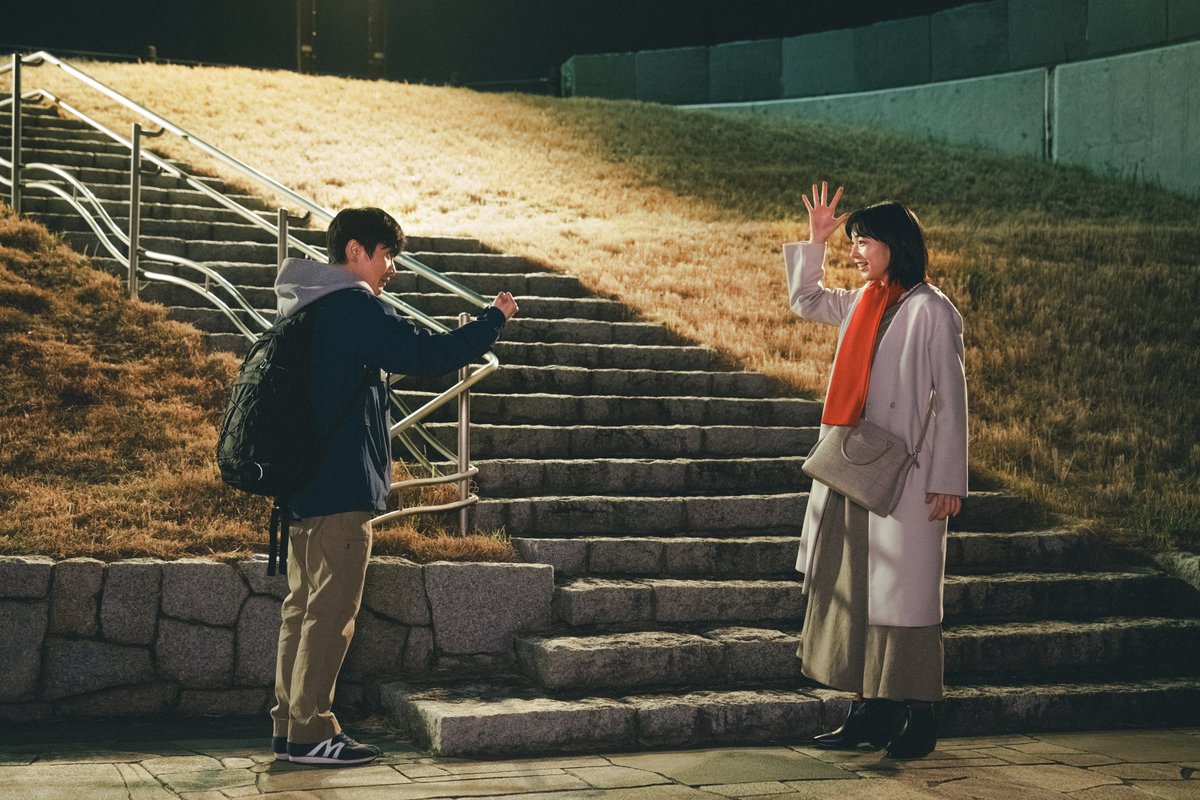 oricon's tweet photo. のん、安田章大の芝居に“説得力”感じる
『平行と垂直』スペシャル対談映像が解禁
⠀
🎥映像あり
https://t.co/ZhqT3ZBh1E
⠀
のん、安田の気づかいで緊張解ける
「いつもより早めに壁が崩れました」✨️ https://t.co/OFFIEjRpe3