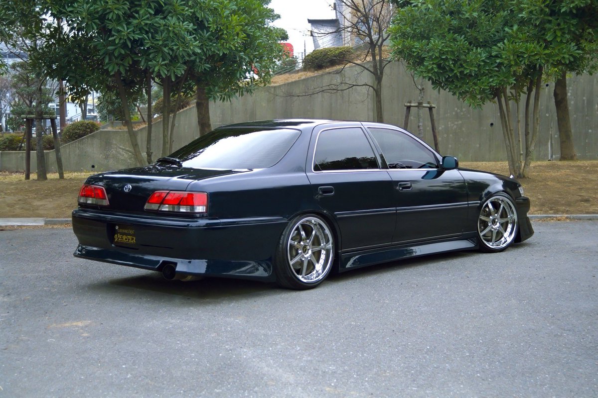 VERTEXSPY's tweet photo. 昔の紙焼き写真を綺麗に‼️

Photo restoration 

VERTEX JZX100 CRESTA

Front half spoiler
Side step
Rear Bumper spoiler
Eye line garnish

ザラザラ感がかなり消えました♪

#vertex #jzx100 #cresta https://t.co/NUxIoO3qKM