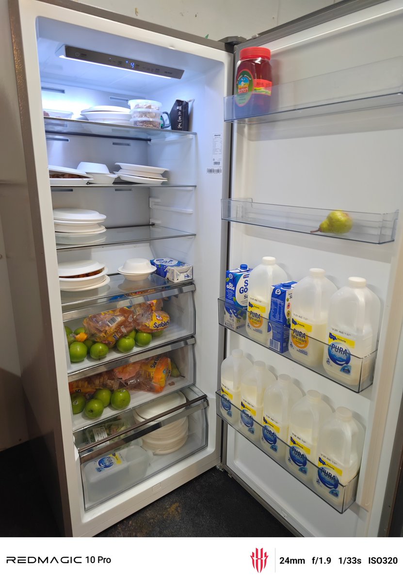 ocres_devil's tweet photo. MIDC Kitchen Manager a peace of garbage human knowledge of more detainees entering  in compounds but cuts cereal and milk reducing food for higher detainee population and the Commonwealth allows this to continue https://t.co/Z7ozyvCZOD