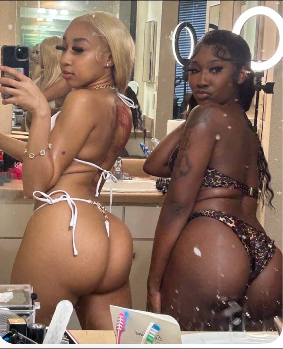 its_g0lden's tweet photo. Bad like her friend https://t.co/tQBG3IoB3o