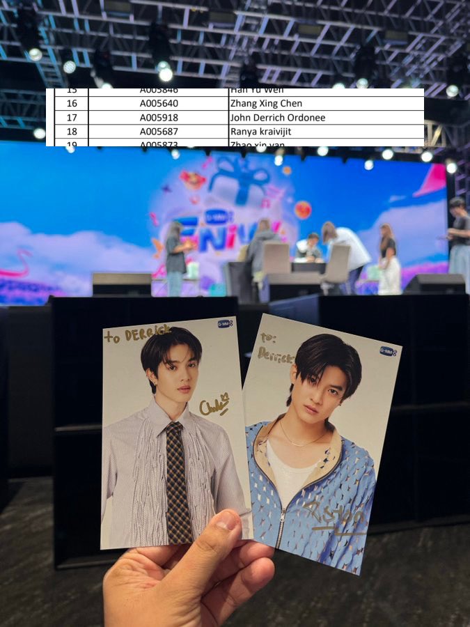 jhndrrck's tweet photo. I JUST REMEMBERED! 😲

I am the first Filipino to talk with ChokunAston during their first-ever fan sign activity. Oh god. tapos pang 17th pa ko nun! Tapos “17th spring” title ng first main lead series nila. 

This was October 13, 2025.🥹

#ChokunAston #chokunz_jkz #aston_lv https://t.co/HmlgRxwZTx