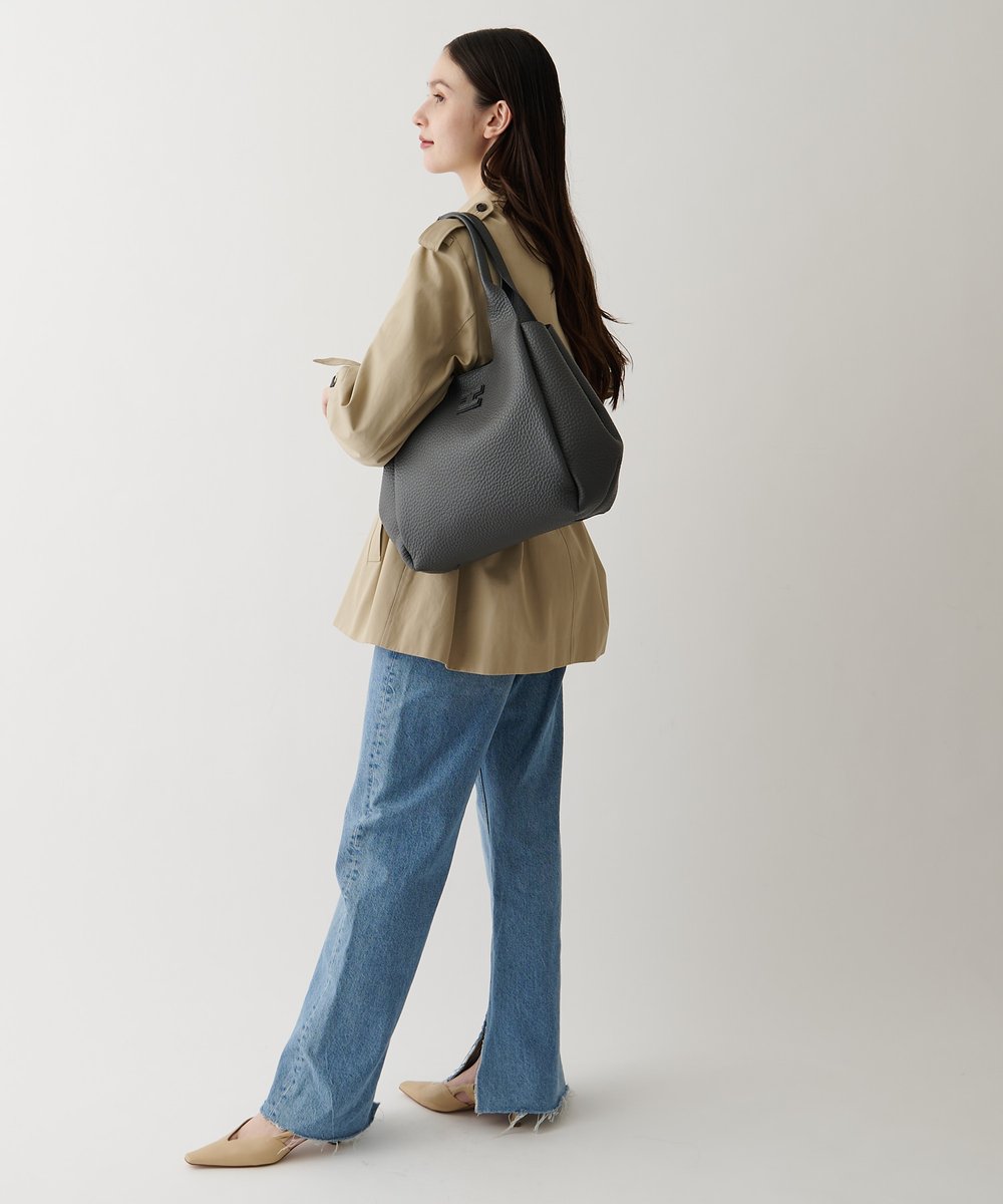 iacucci_jp's tweet photo. 周りから褒められるバッグには、理由がある。

「それ、どこの？」と聞かれるのは、
きっとデザインだけじゃない。

毎日使うものだからこそ、
デザインと実用性、どちらも大切にしたい。
https://t.co/7qAvqewj0T https://t.co/lMYNMruOAx