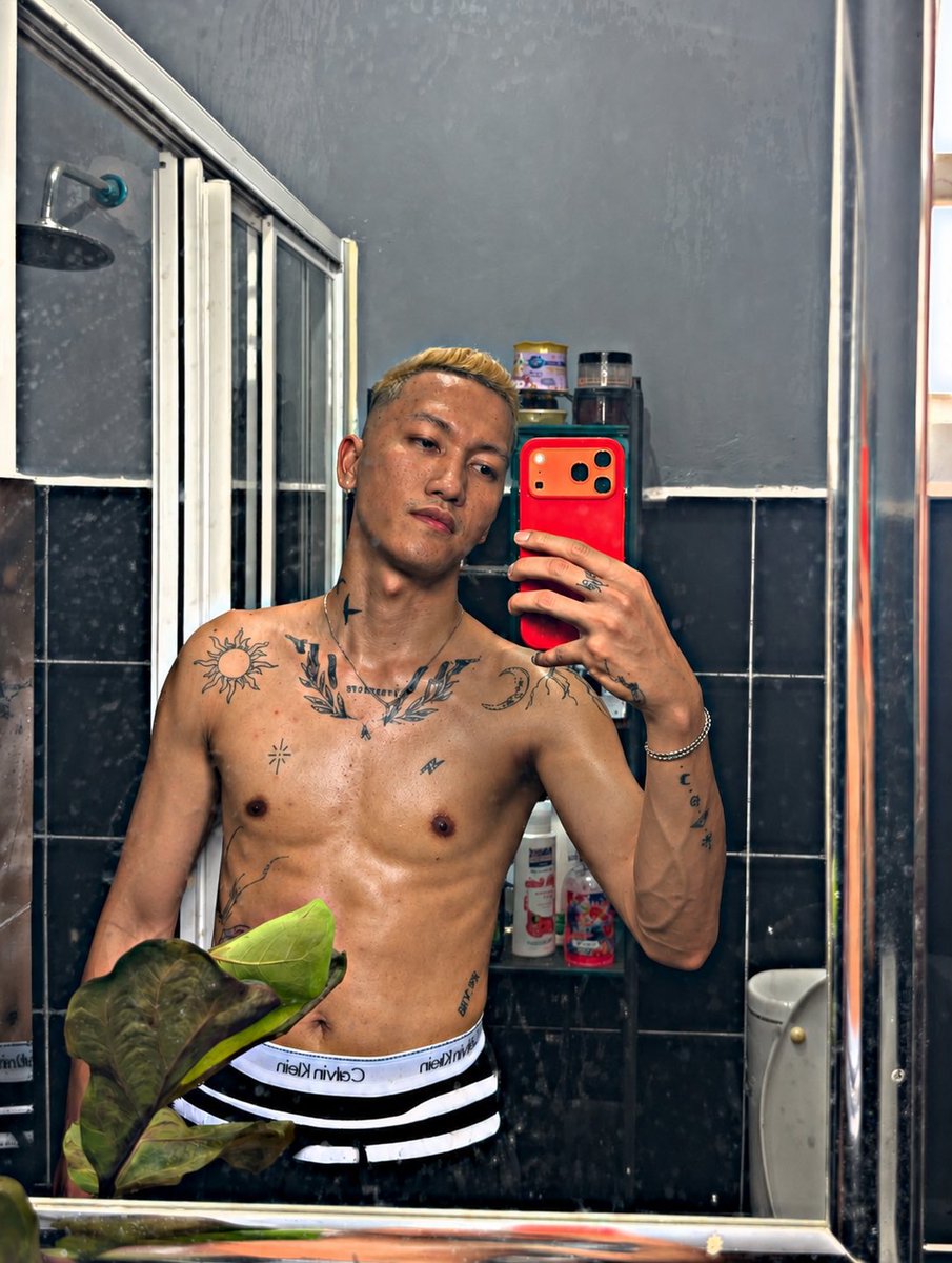yourboyss22__'s tweet photo. Cer comment sikit,mana yang rindu i hehehe👄 https://t.co/fc6DiyYdyK